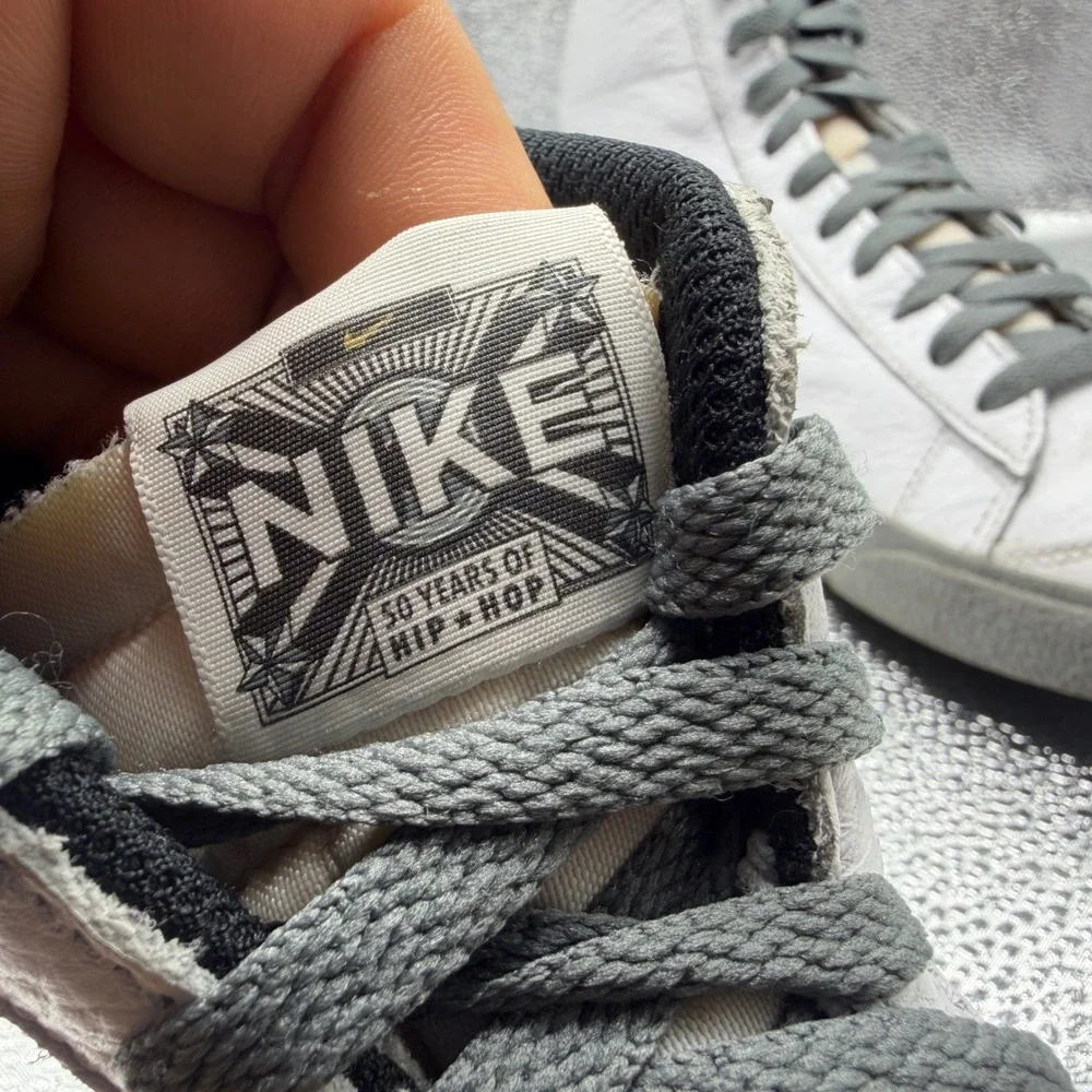 Size 9.5 Nike Blazer Mid 77 Sneakers Mens White Excellent 50 Years of Hip Hop